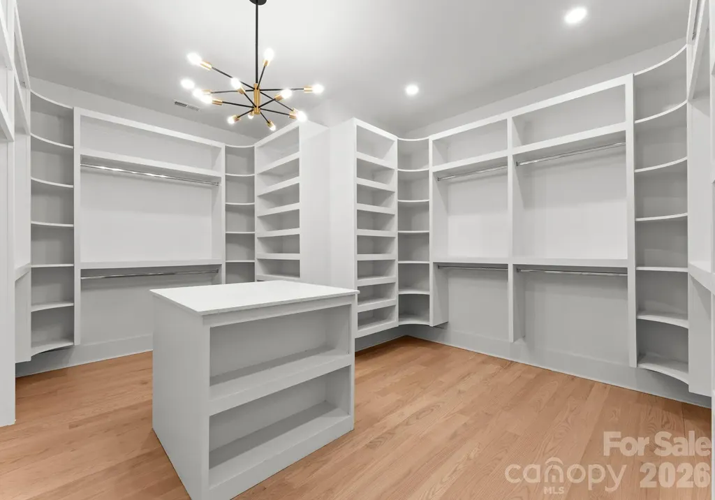 4345 Castleton Road Charlotte NC 28211