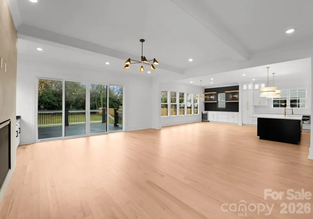 4345 Castleton Road Charlotte NC 28211