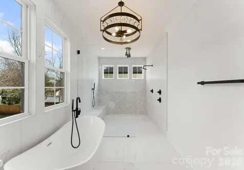 4345 Castleton Road Charlotte NC 28211