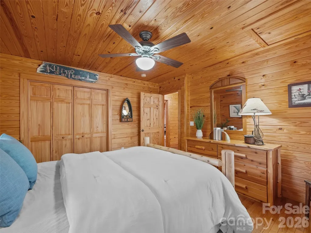 134 Mcdaniel Court Lake Lure NC 28746