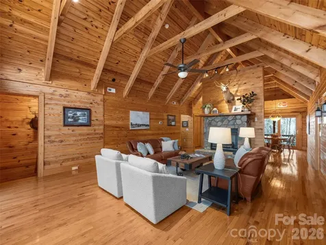 134 Mcdaniel Court Lake Lure NC 28746