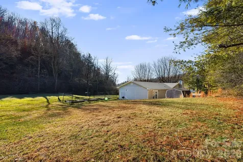 1590 Bruce Road Mars Hill NC 28754