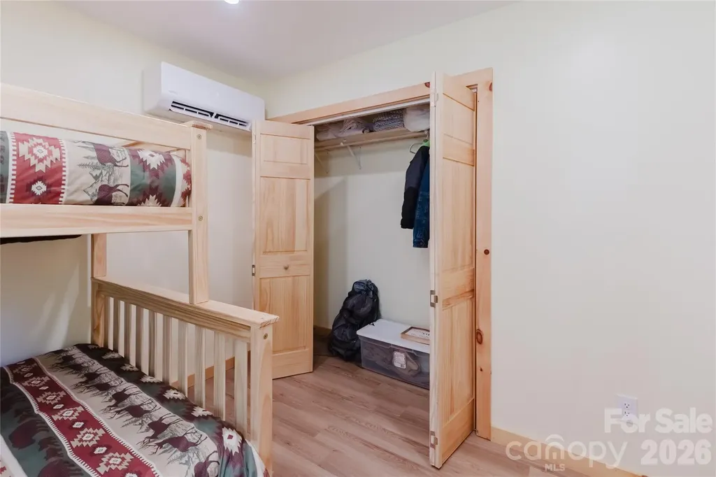 241 Golden Hawk Drive Bryson City NC 28713