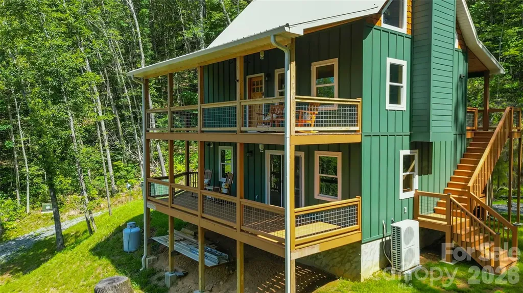 241 Golden Hawk Drive Bryson City NC 28713