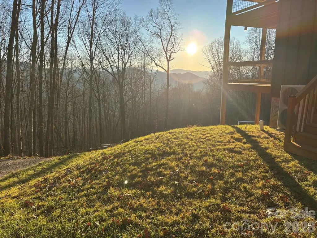 241 Golden Hawk Drive Bryson City NC 28713