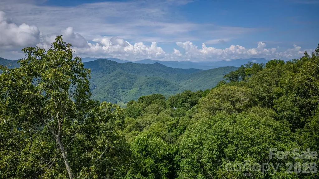 241 Golden Hawk Drive Bryson City NC 28713