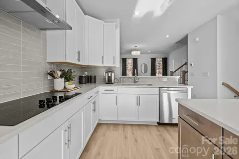 3025 Rozzelles Ferry Road Charlotte NC 28208
