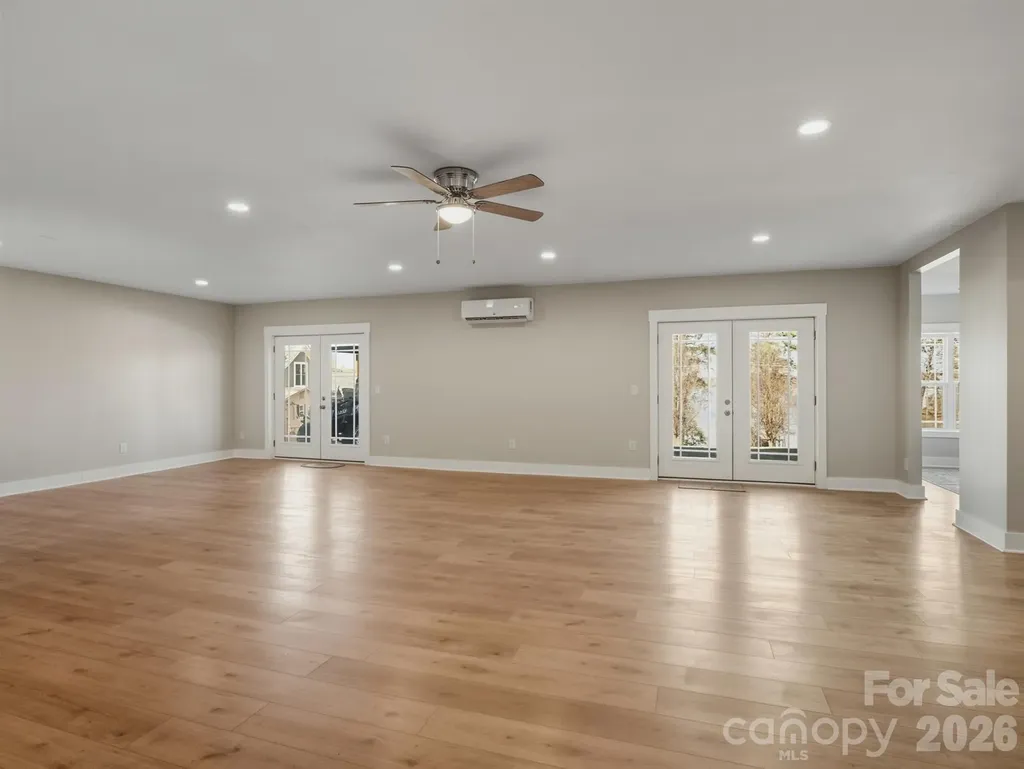 9464 Riviera Drive Sherrills Ford NC 28673