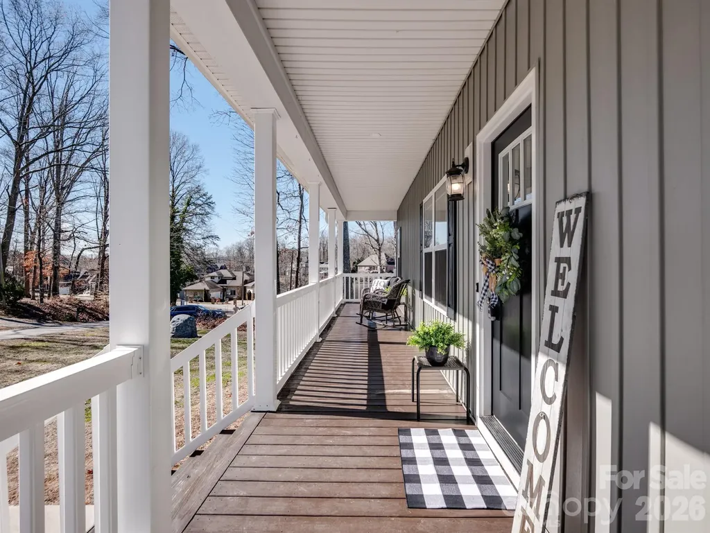 9464 Riviera Drive Sherrills Ford NC 28673