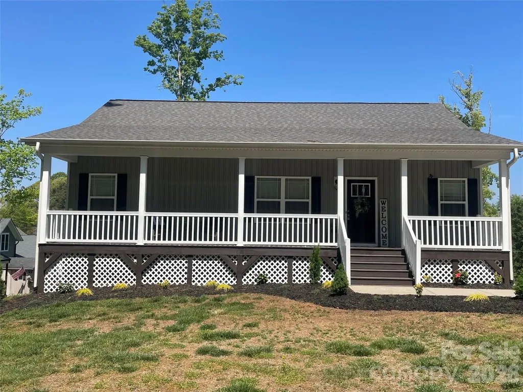 9464 Riviera Drive Sherrills Ford NC 28673