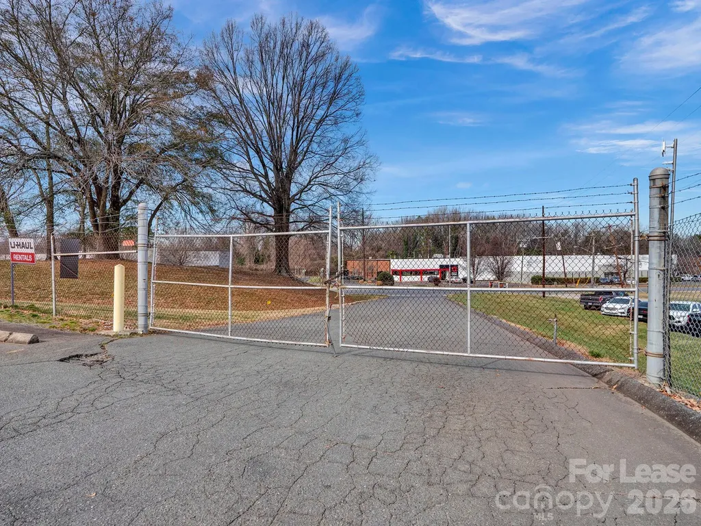 4337 Revolution Park Drive Charlotte NC 28217