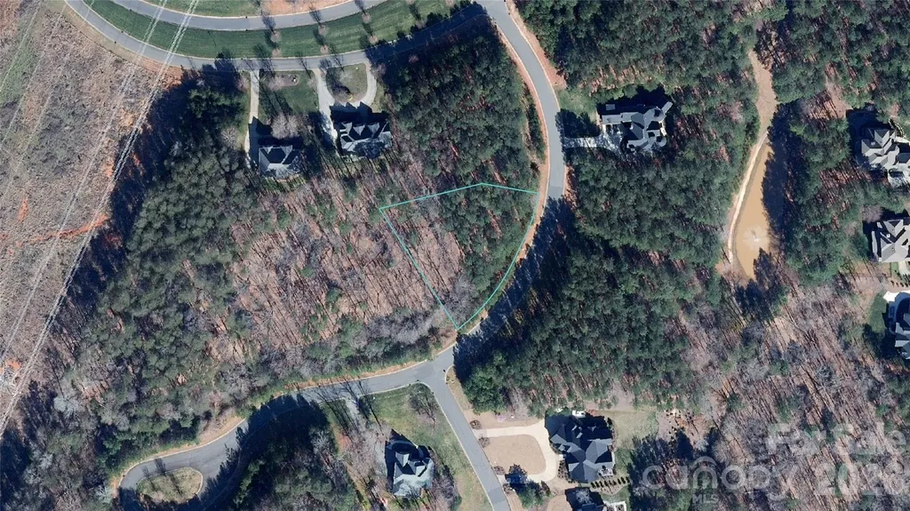 5016 Hermitage Court Belmont NC 28012