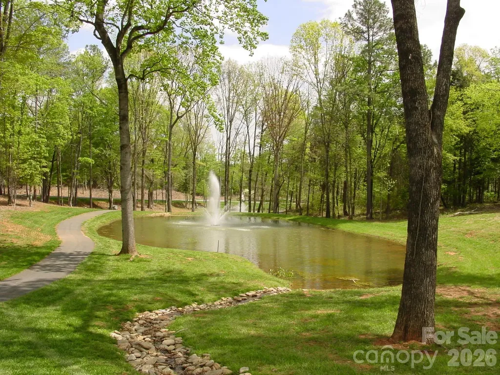 5016 Hermitage Court Belmont NC 28012