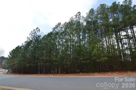 5016 Hermitage Court Belmont NC 28012