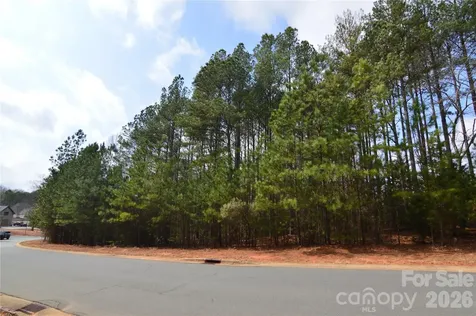 5016 Hermitage Court Belmont NC 28012
