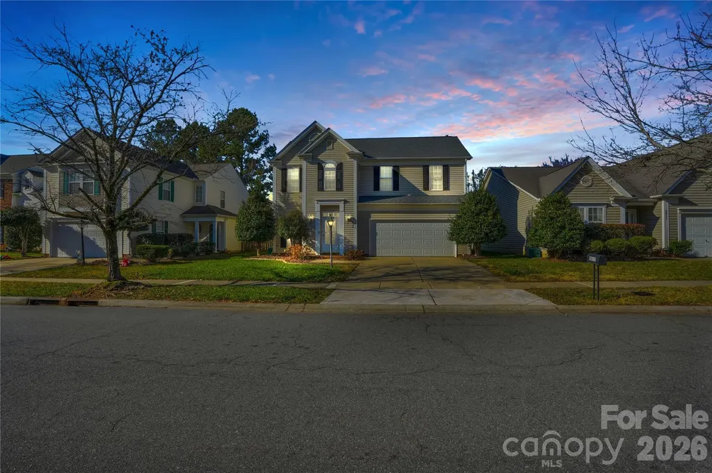 5815 Waverly Lynn Lane Charlotte NC 28269