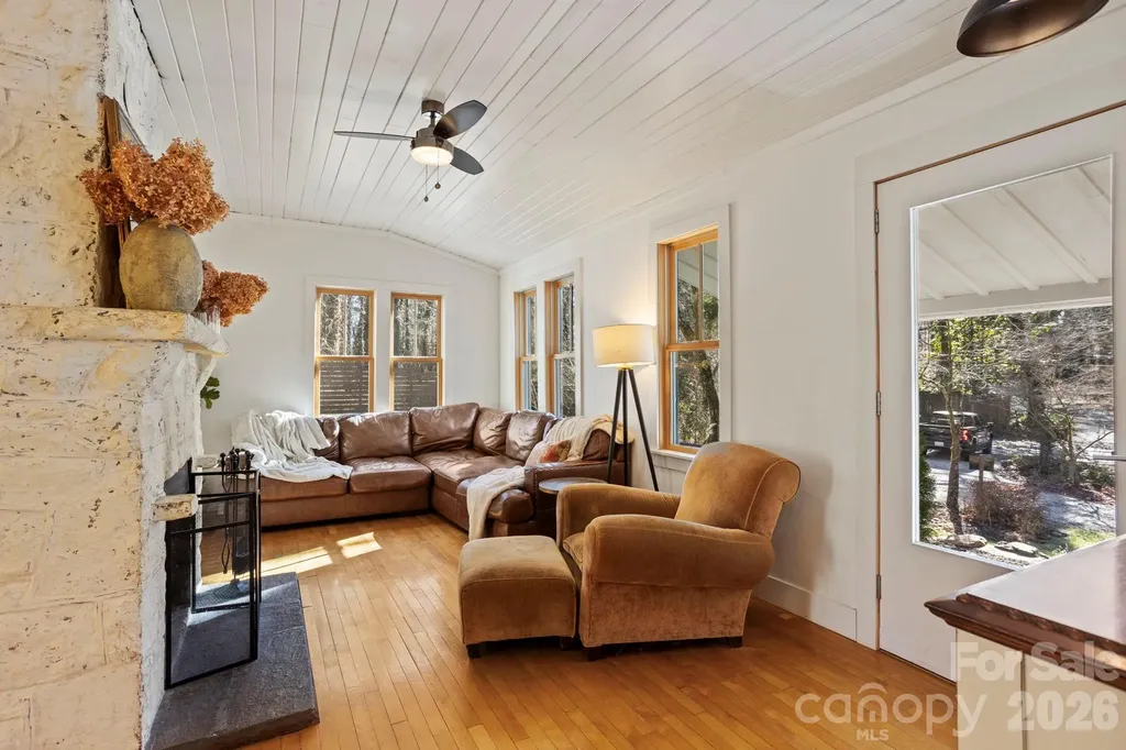 2525 Kanuga Road Hendersonville NC 28739
