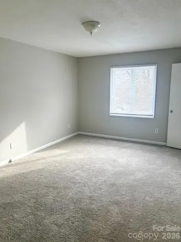 1903 Beechtree Court Charlotte NC 28210