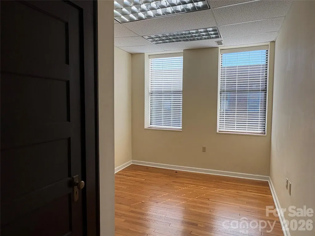 501 N Main Street Hendersonville NC 28792