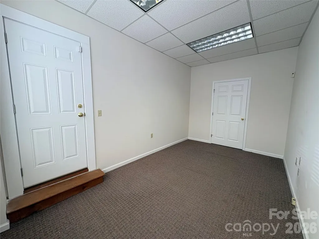 501 N Main Street Hendersonville NC 28792
