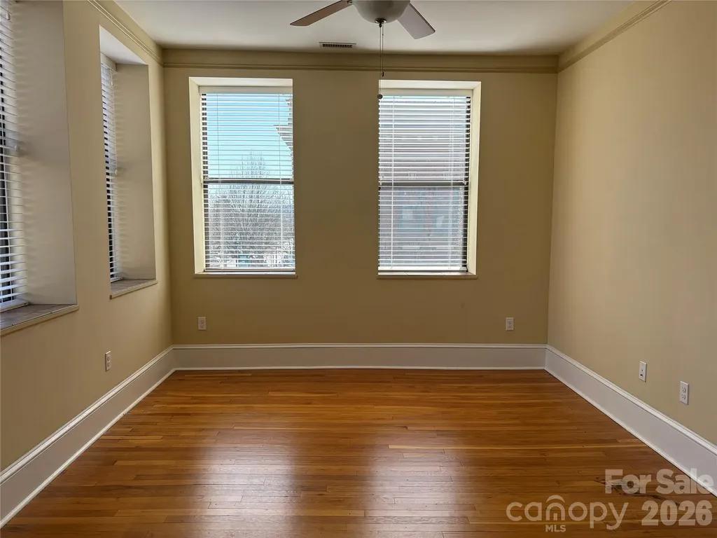 501 N Main Street Hendersonville NC 28792