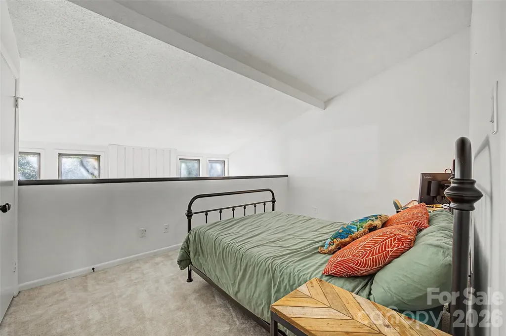 7911 Charter Oak Lane Charlotte NC 28226