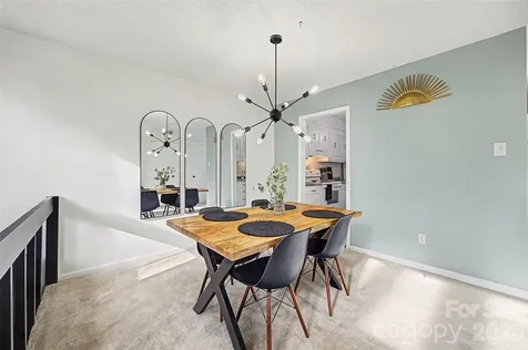 7911 Charter Oak Lane Charlotte NC 28226