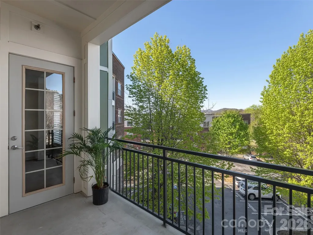 42 Schenck Parkway Asheville NC 28803