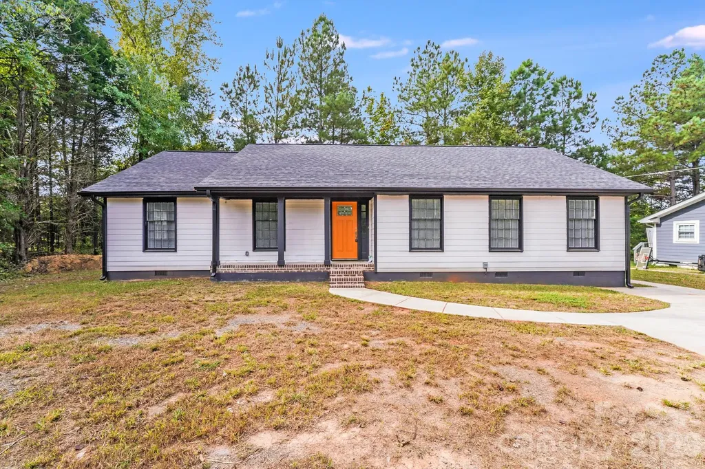 8337 Reedy Creek Road Charlotte NC 28215