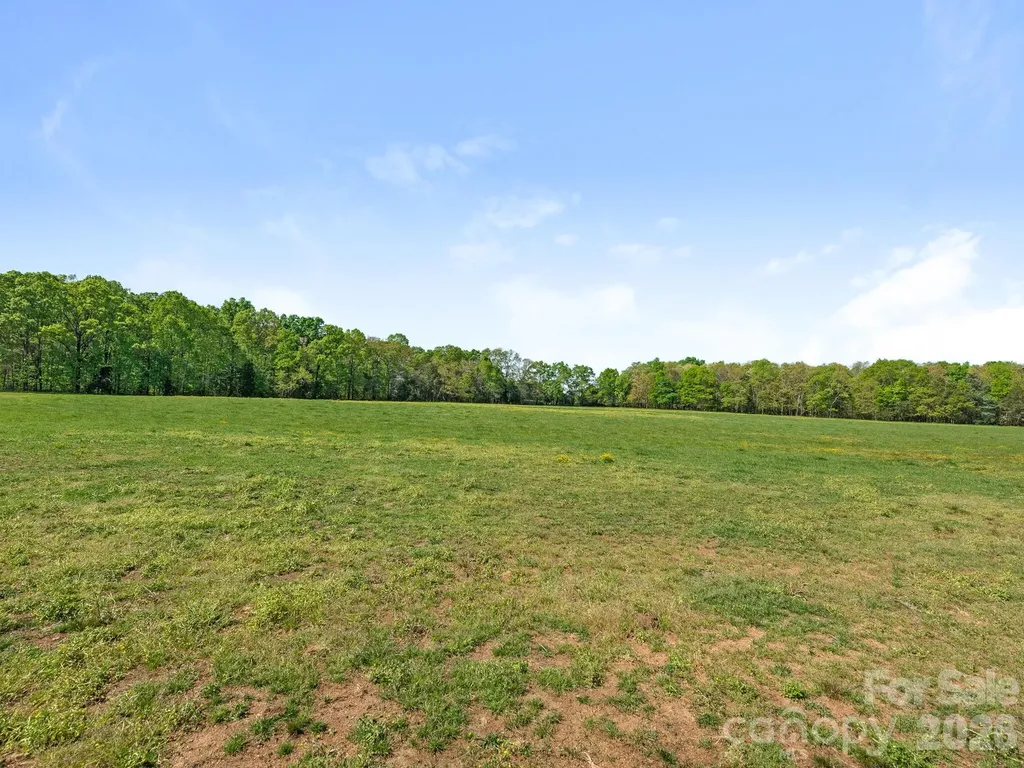 16160 Hopewell Church Road Midland NC 28107