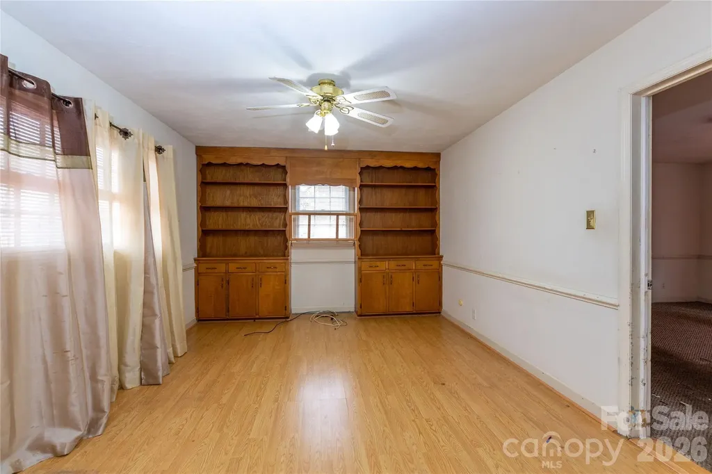 611 Park Avenue Roanoke Rapids NC 27870