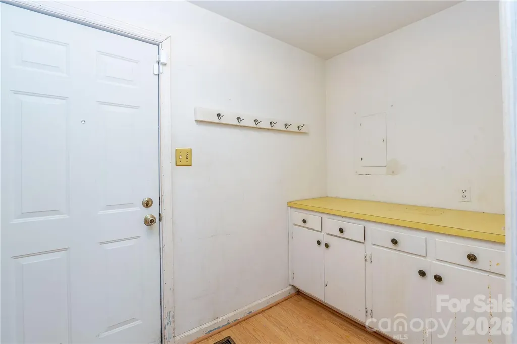 611 Park Avenue Roanoke Rapids NC 27870
