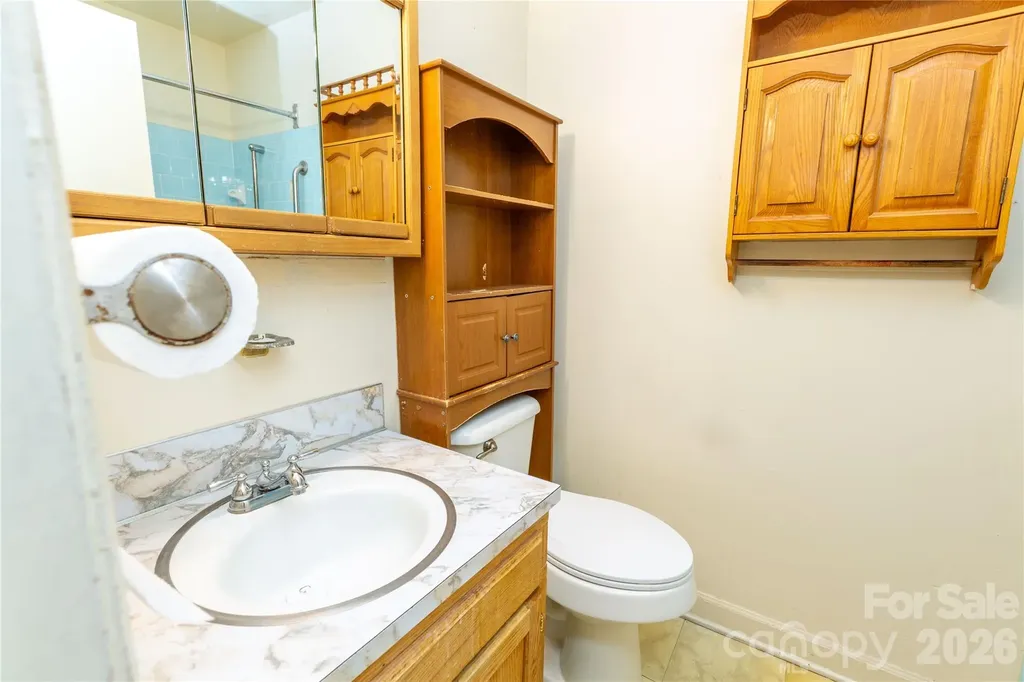 611 Park Avenue Roanoke Rapids NC 27870
