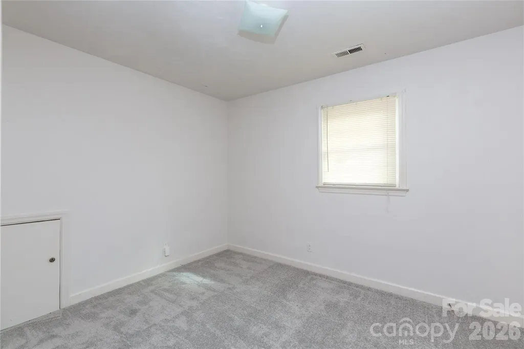 611 Park Avenue Roanoke Rapids NC 27870