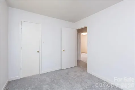 611 Park Avenue Roanoke Rapids NC 27870