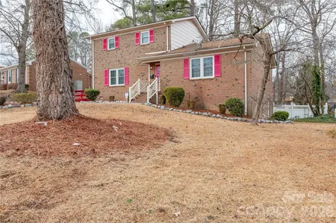 611 Park Avenue Roanoke Rapids NC 27870