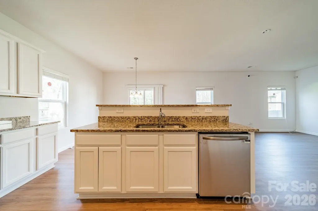 8315 Paw Valley Lane Charlotte NC 28214