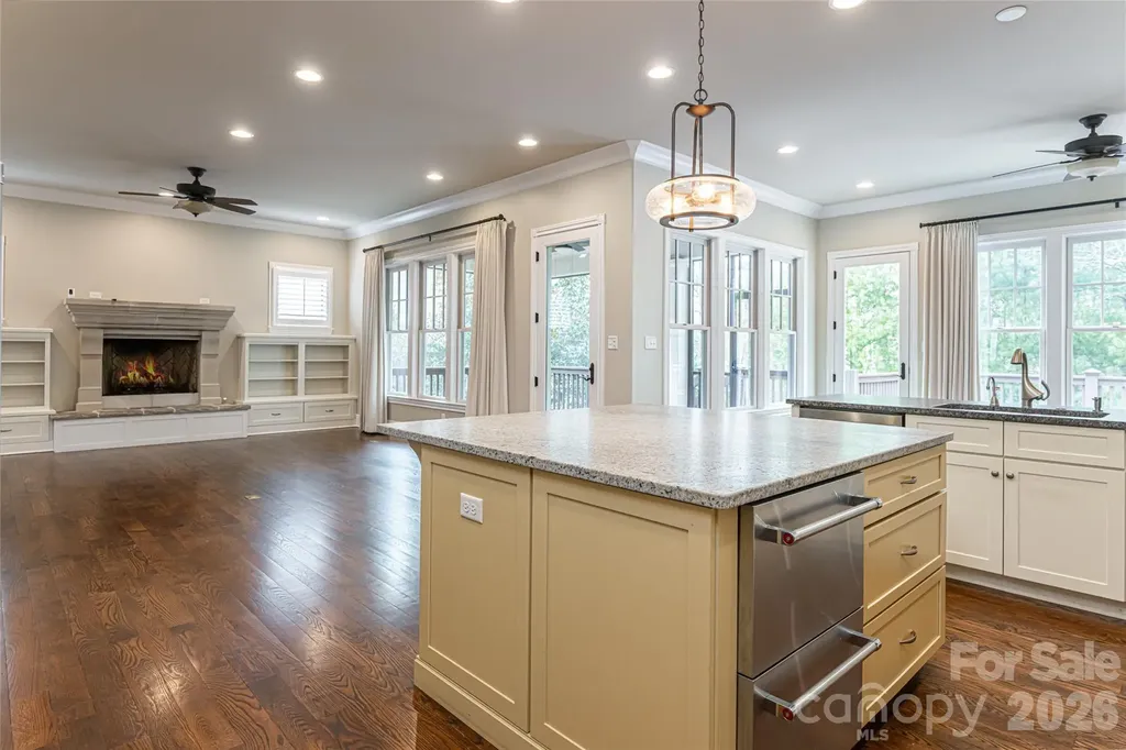 5 Cleftridge Court Asheville NC 28803