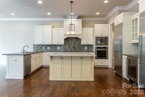 5 Cleftridge Court Asheville NC 28803