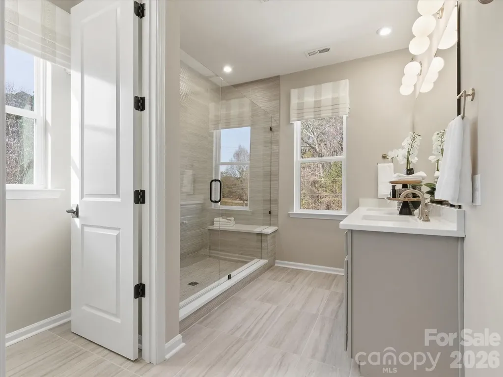 7141 Archimedes Lane Charlotte NC 28216