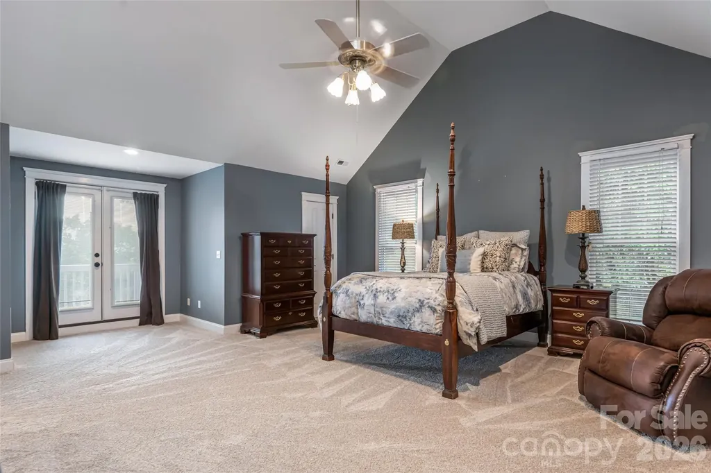22 Rosebay Lane Asheville NC 28803