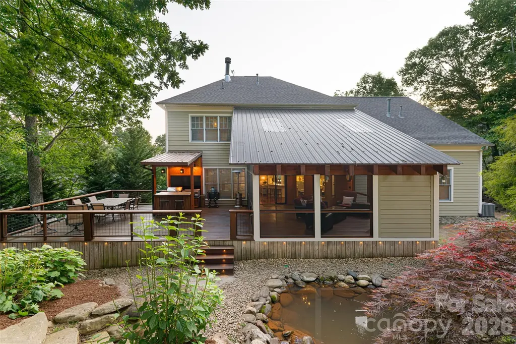 22 Rosebay Lane Asheville NC 28803