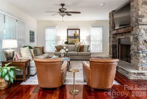 22 Rosebay Lane Asheville NC 28803