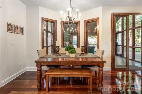 22 Rosebay Lane Asheville NC 28803