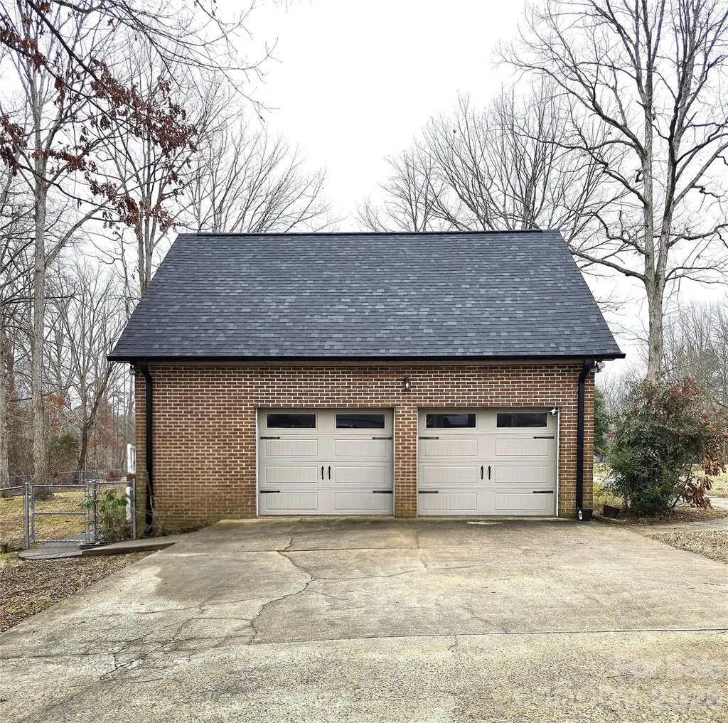 121 Country Creek Drive Kings Mountain NC 28086