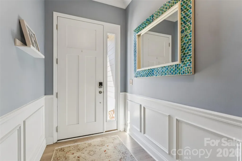17134 Sand Bank Road Charlotte NC 28278