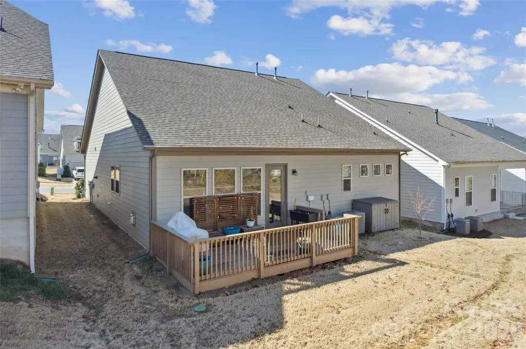 17134 Sand Bank Road Charlotte NC 28278