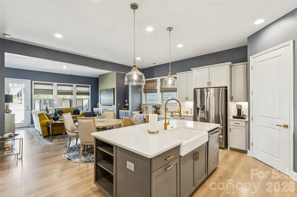 17134 Sand Bank Road Charlotte NC 28278