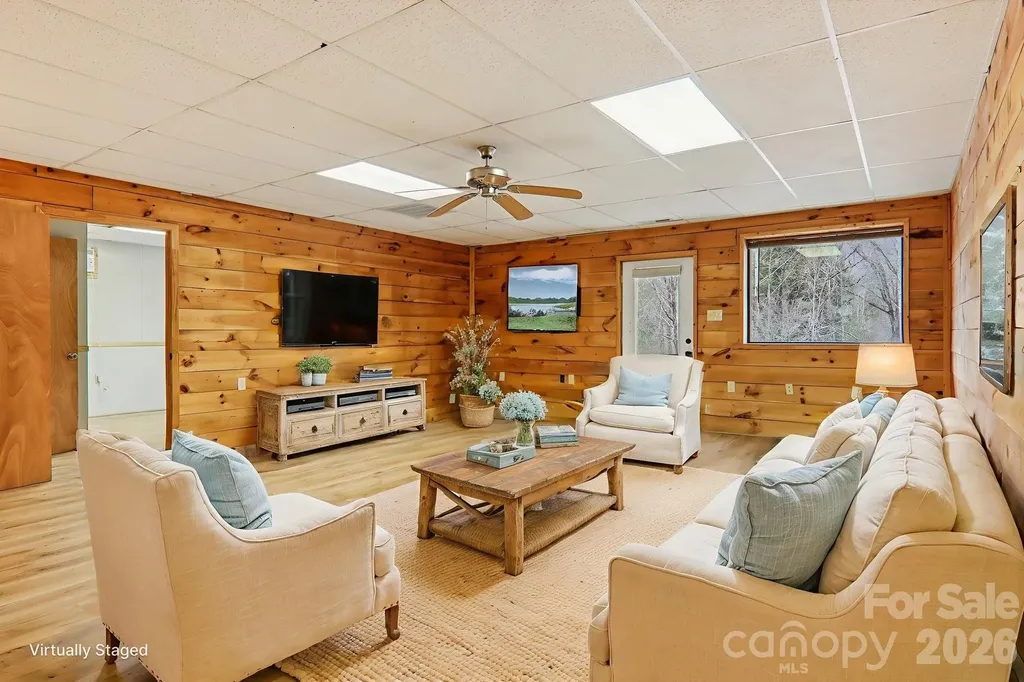 955 Soco Road Maggie Valley NC 28751