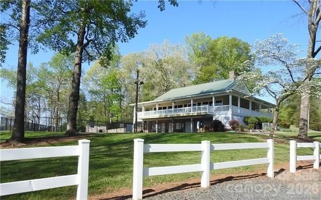 119 Chapel Hill Drive Troy NC 27371